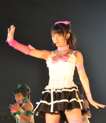 Morning Musume y su nueva líder se presentan en evento de modas