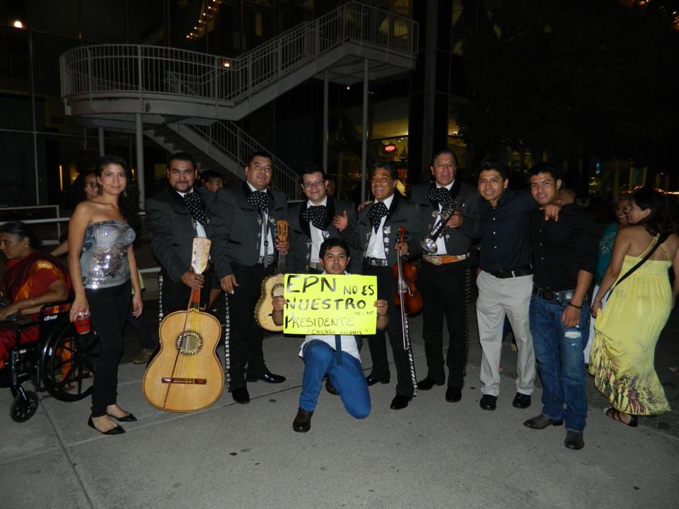 mexico-protests-chicago01