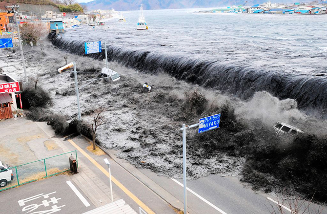 tsunamijaponmarzo2011