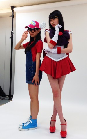 Akari Yoshida de NMB48 haciendo cosplay de "Sailor Mars" (Rei Hino)