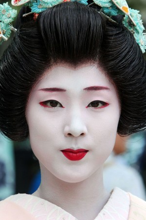 geisha2-300x450