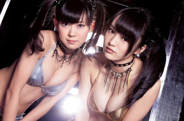 Miyuki Watanabe y Sayaka Yamamoto, integrantes de NMB48