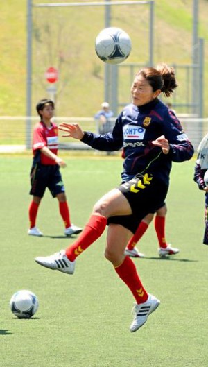 Trato desigual: mujeres en clase turista y los hombres en la de negocios