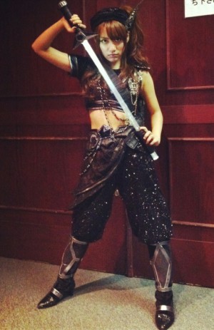 Cliente molesto ataca con una Katana a agente de bienes raíces